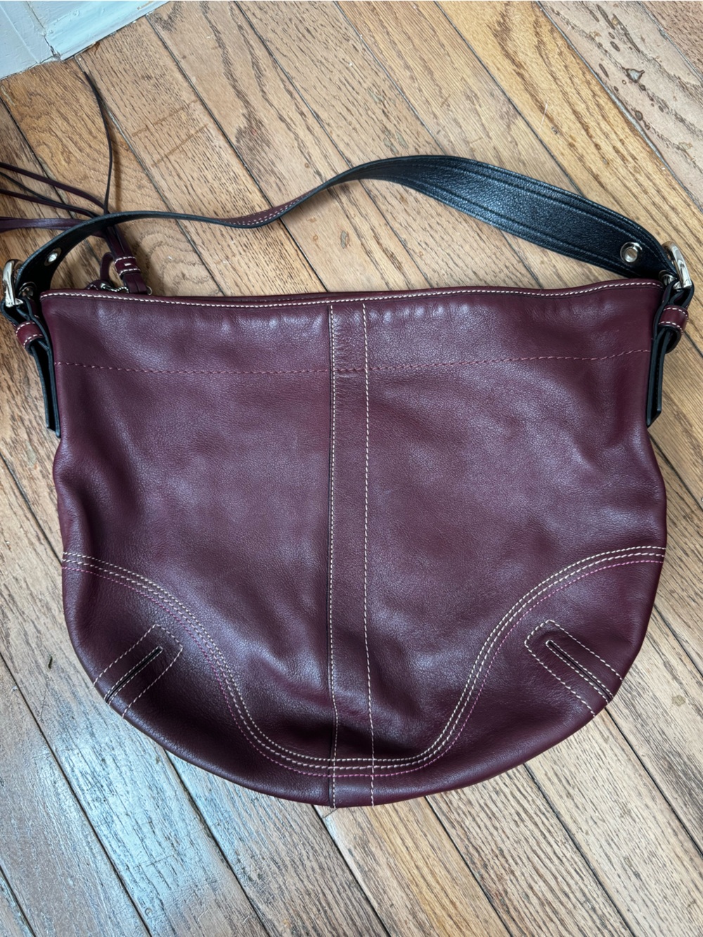 Coach Burgandy Leather Hobo Shoulder Bag - classic vintage style Y2K